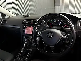 Used 2020 Volkswagen E-Golf Auto 5dr White - Interior and Exterior details 18