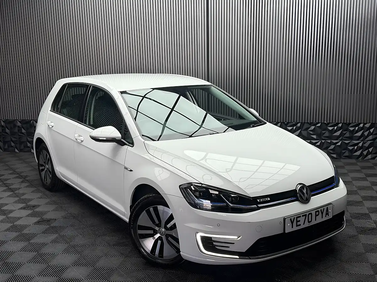Used 2020 Volkswagen E-Golf Auto 5dr White - Interior and Exterior details 6