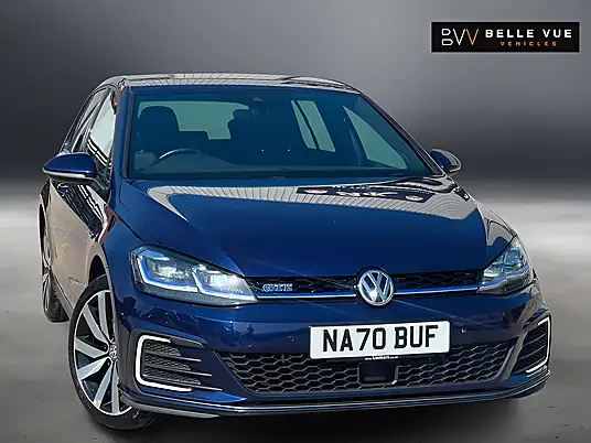 2020 Volkswagen Golf GTE Advance