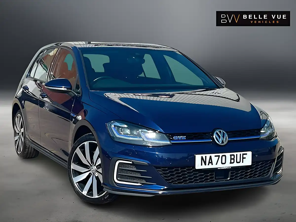 Used 2020 Volkswagen Golf Advance Atlantic Blue - Interior and Exterior details 2