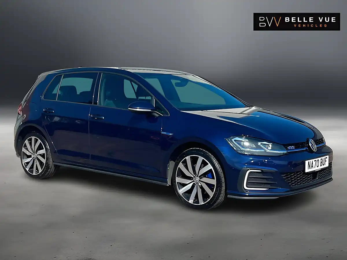 Used 2020 Volkswagen Golf Advance Atlantic Blue - Interior and Exterior details 4