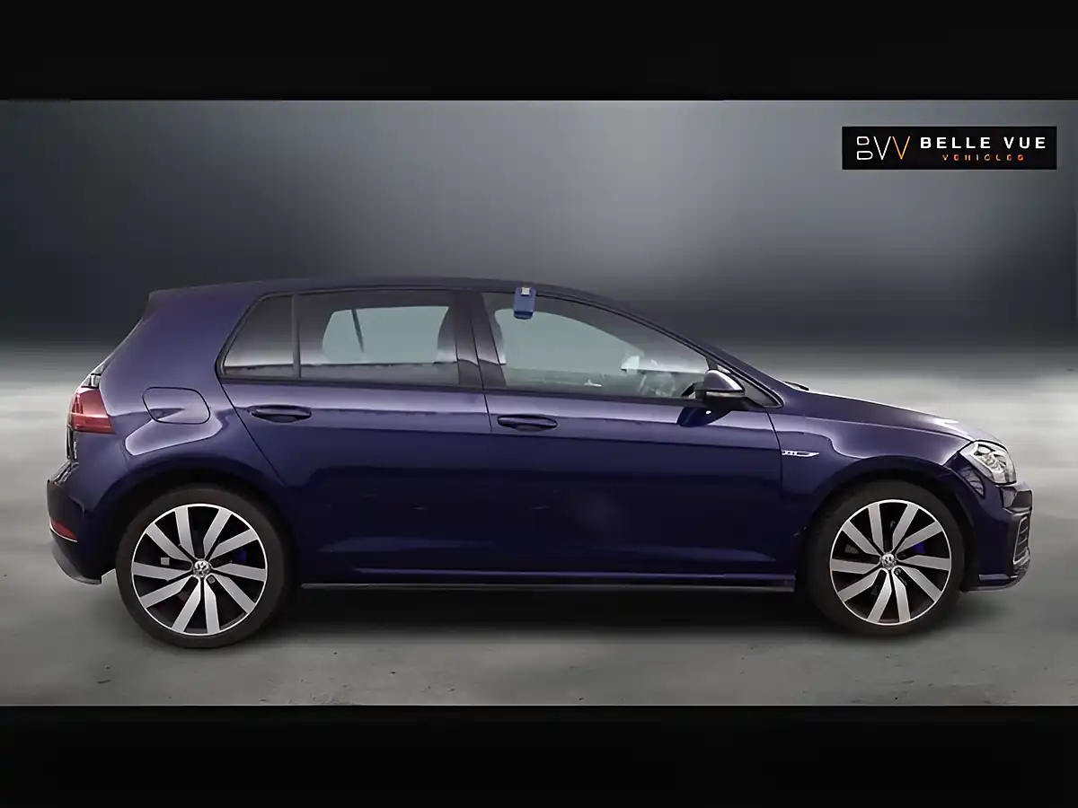 Used 2020 Volkswagen Golf Advance Atlantic Blue - Interior and Exterior details 2