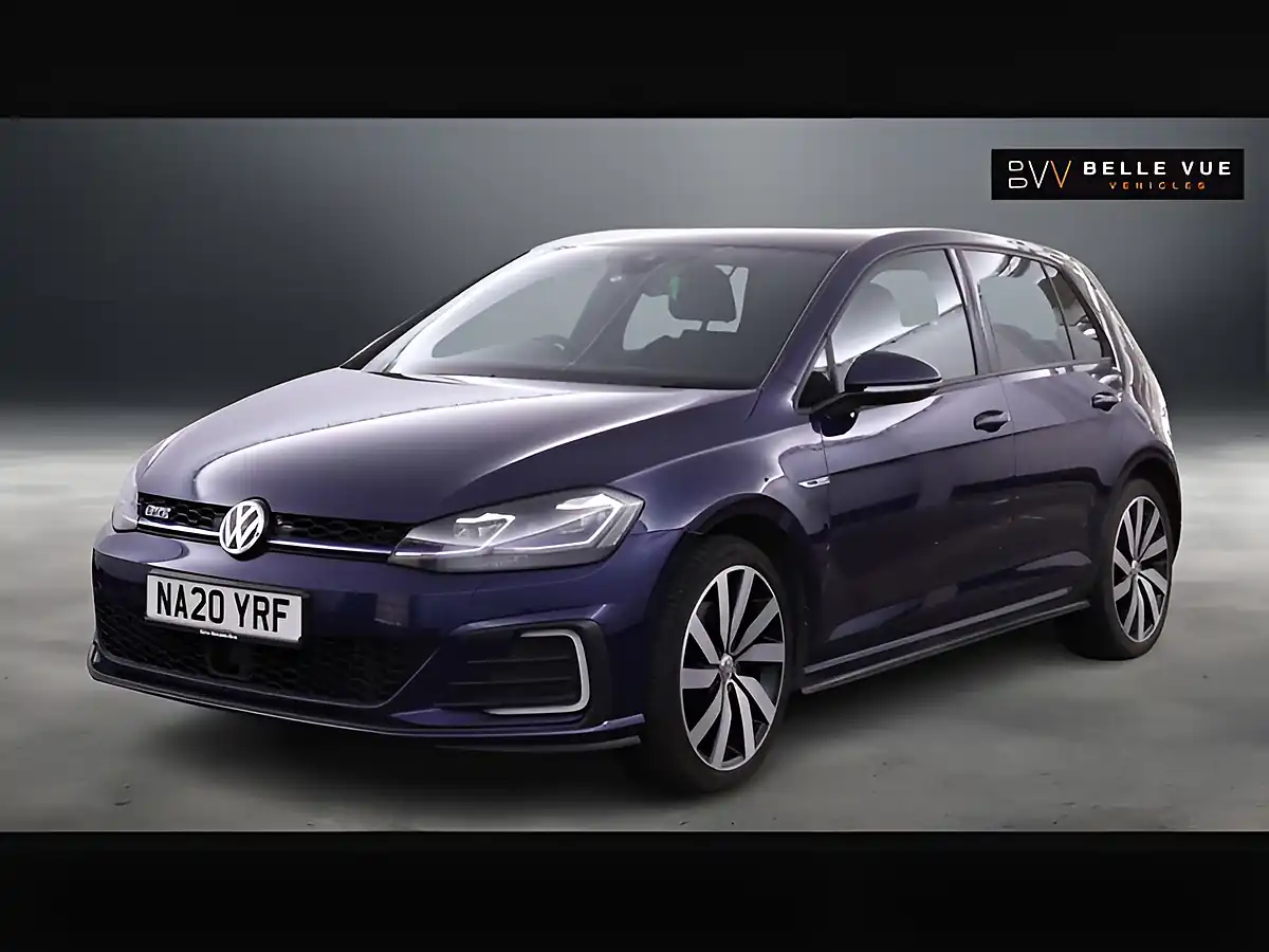 Used 2020 Volkswagen Golf Advance Atlantic Blue - Interior and Exterior details 5