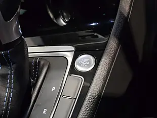 Used 2020 Volkswagen Golf Advance Indium Grey - Interior and Exterior details 14