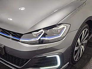 Used 2020 Volkswagen Golf Advance Indium Grey - Interior and Exterior details 17