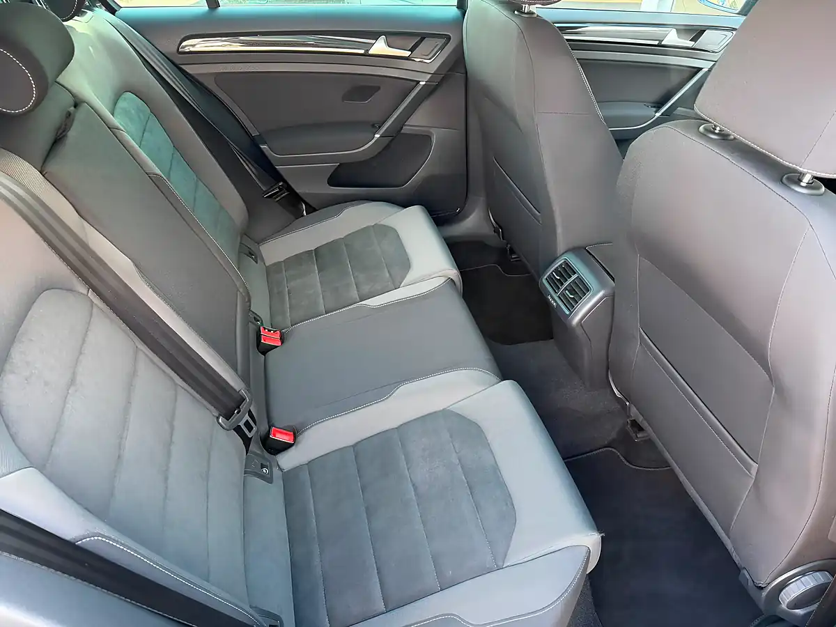 Used 2020 Volkswagen Golf GT Edition Indium Grey - Interior and Exterior details 10