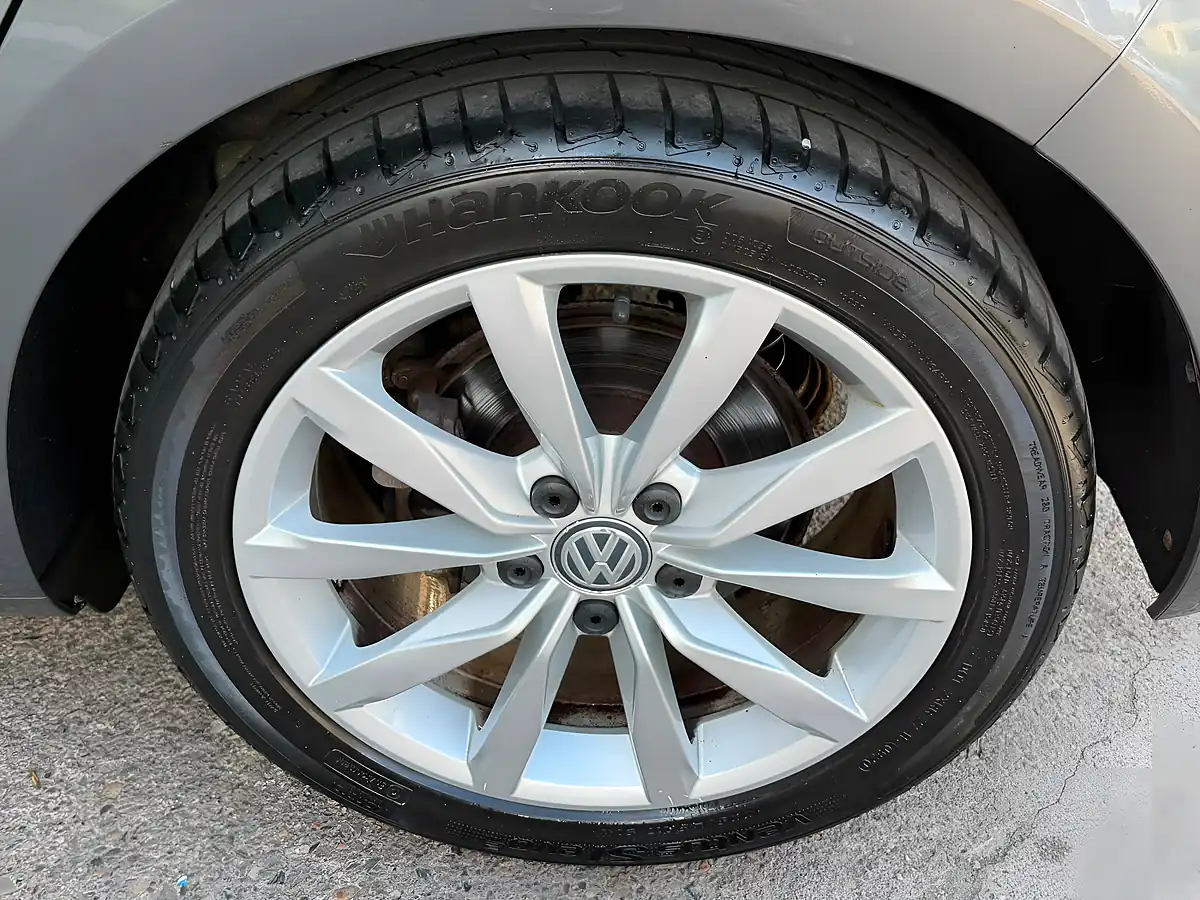 Used 2020 Volkswagen Golf GT Edition Indium Grey - Interior and Exterior details 14