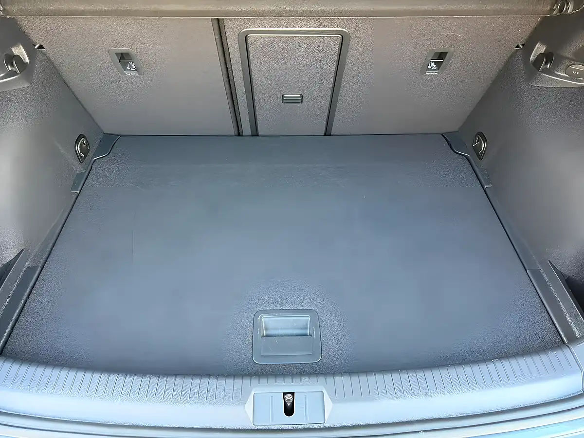 Used 2020 Volkswagen Golf GT Edition Indium Grey - Interior and Exterior details 18