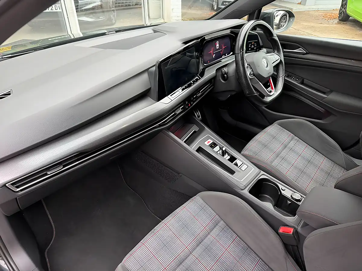 Used 2020 Volkswagen Golf GTI Black - Interior and Exterior details 12