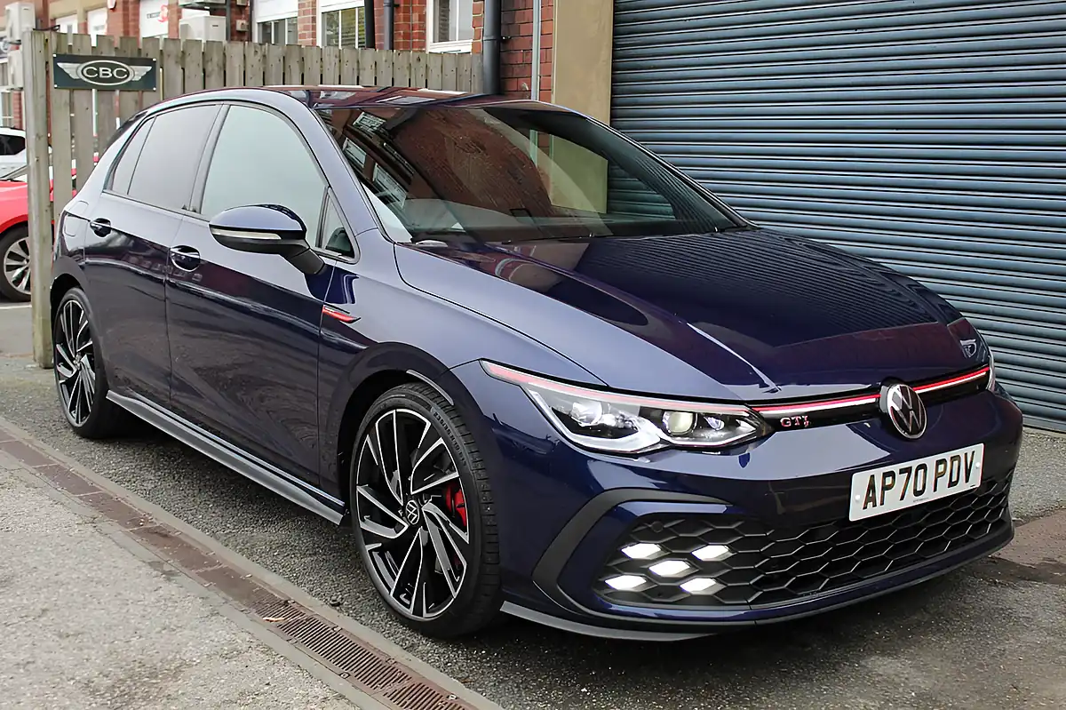 Used 2020 Volkswagen Golf GTI Blue - Front View