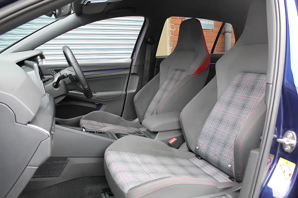 Used 2020 Volkswagen Golf GTI Blue - Interior and Exterior details 13