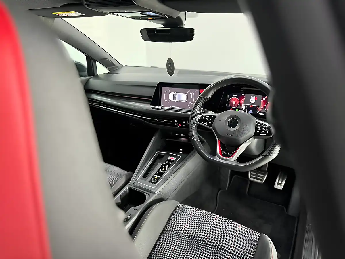 Used 2020 Volkswagen Golf GTI Grey - Interior and Exterior details 7