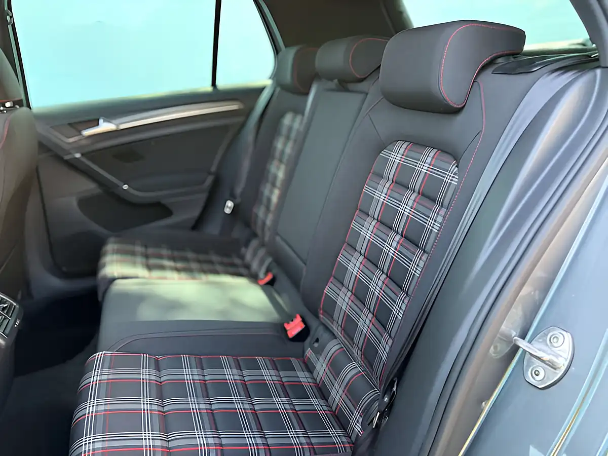 Used 2020 Volkswagen Golf GTI Performance Indium Grey - Interior and Exterior details 17