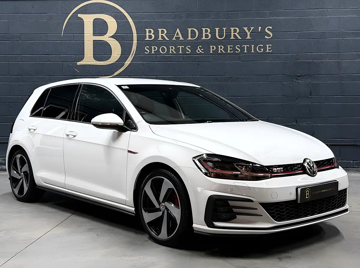 Used 2020 Volkswagen Golf GTI Performance White - Interior and Exterior details 11