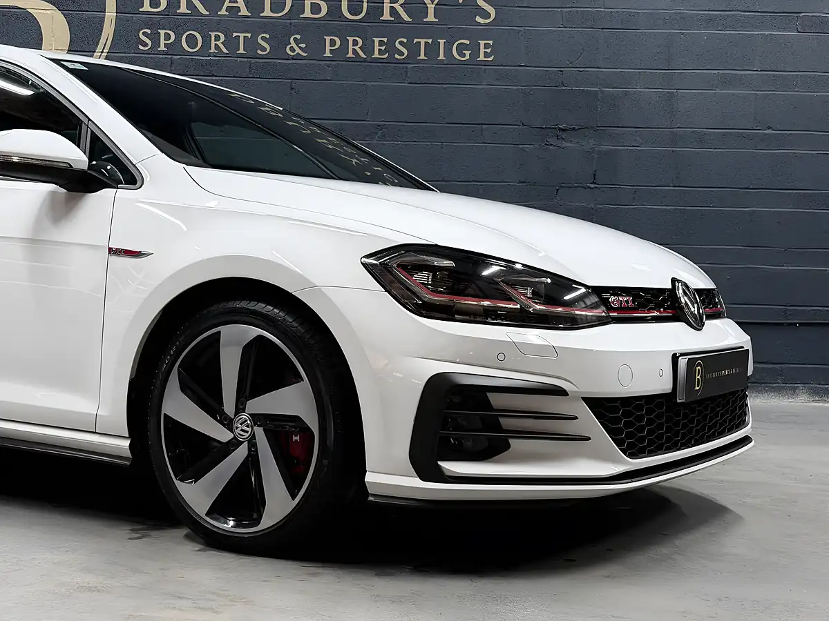 Used 2020 Volkswagen Golf GTI Performance White - Interior and Exterior details 12