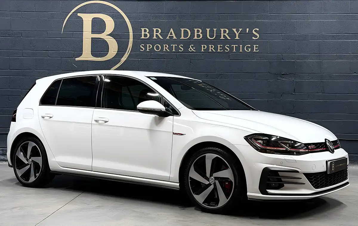 Used 2020 Volkswagen Golf GTI Performance White - Interior and Exterior details 7