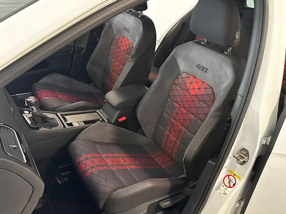 Used 2020 Volkswagen Golf GTI Tcr Oryx White - Interior and Exterior details 13