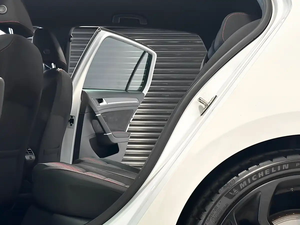 Used 2020 Volkswagen Golf GTI Tcr Oryx White - Interior and Exterior details 14