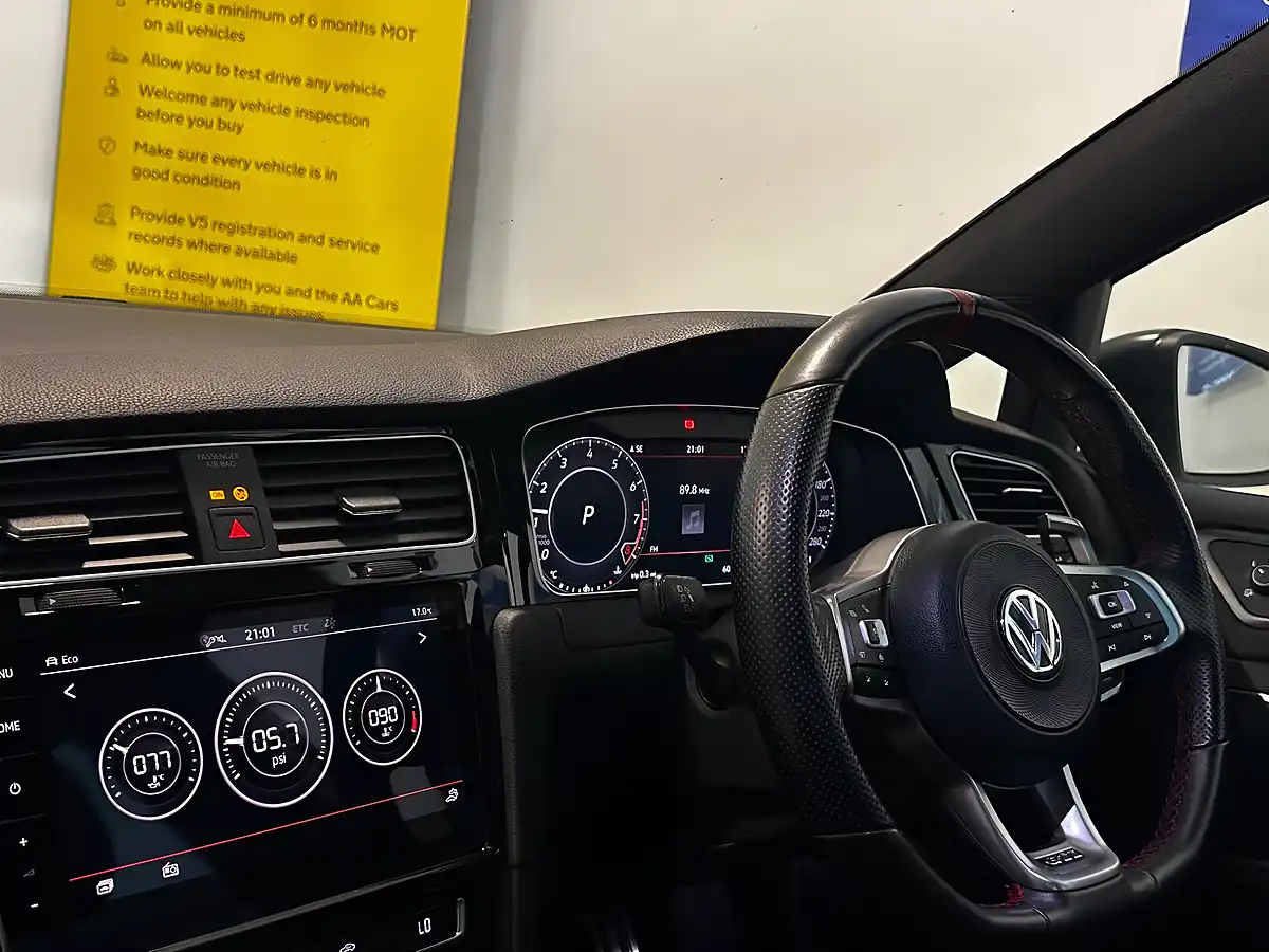 Used 2020 Volkswagen Golf GTI Tcr Oryx White - Interior and Exterior details 15