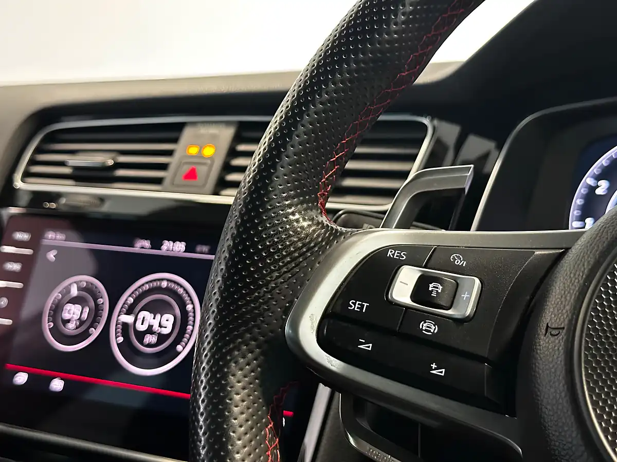 Used 2020 Volkswagen Golf GTI Tcr Oryx White - Interior and Exterior details 16