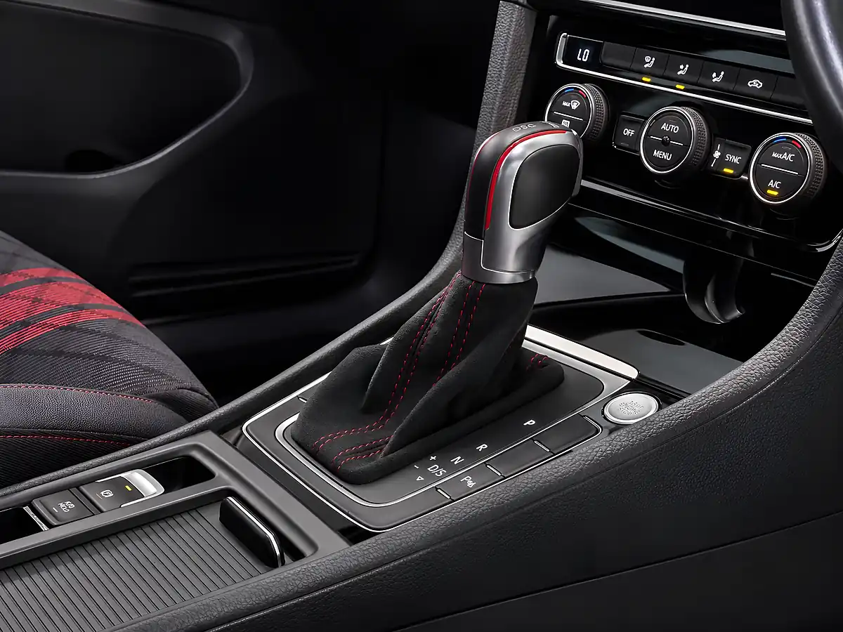 Used 2020 Volkswagen Golf GTI Tcr Oryx White - Interior and Exterior details 18
