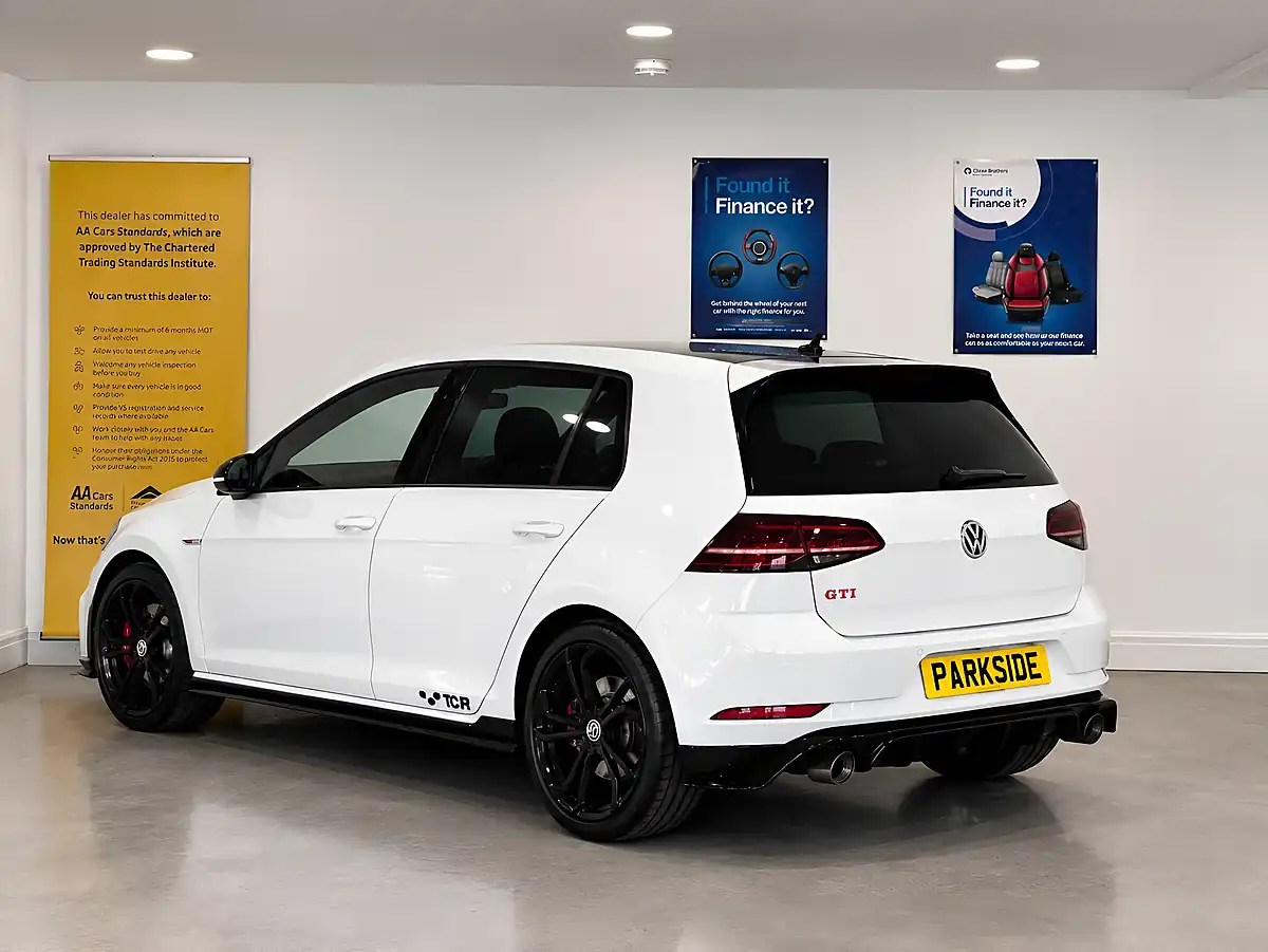 Used 2020 Volkswagen Golf GTI Tcr Oryx White - Interior and Exterior details 4