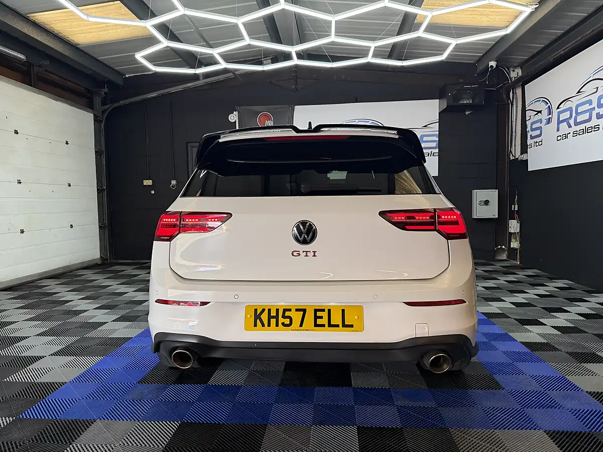 Used 2020 Volkswagen Golf GTI White - Interior and Exterior details 12