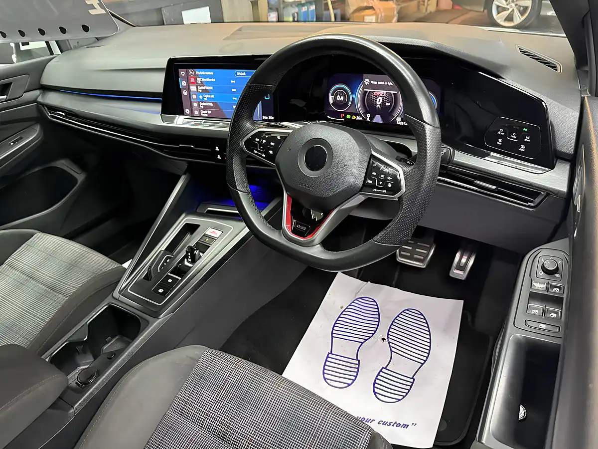 Used 2020 Volkswagen Golf GTI White - Interior and Exterior details 18