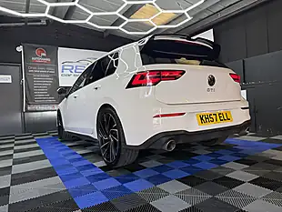 Used 2020 Volkswagen Golf GTI White - Interior and Exterior details 9