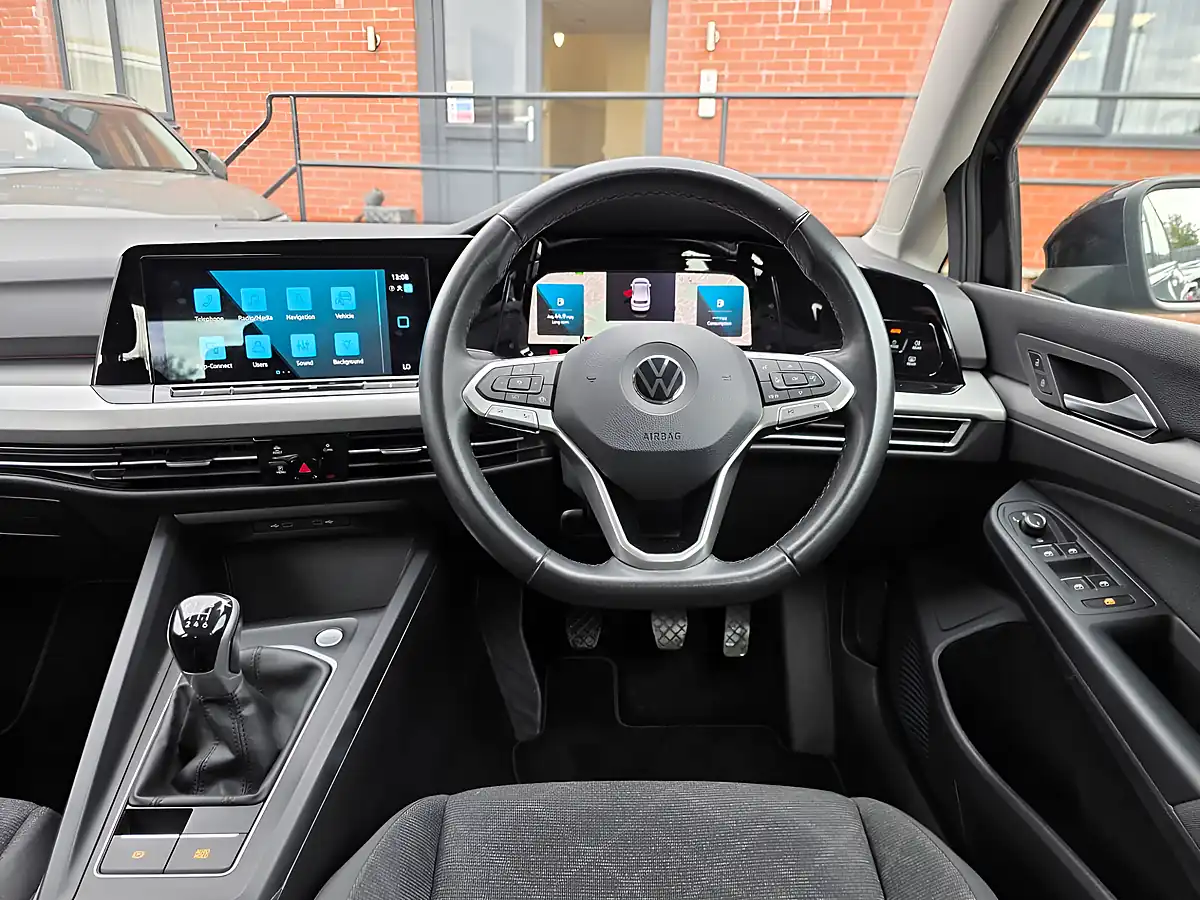 Used 2020 Volkswagen Golf Life Black - Interior and Exterior details 12