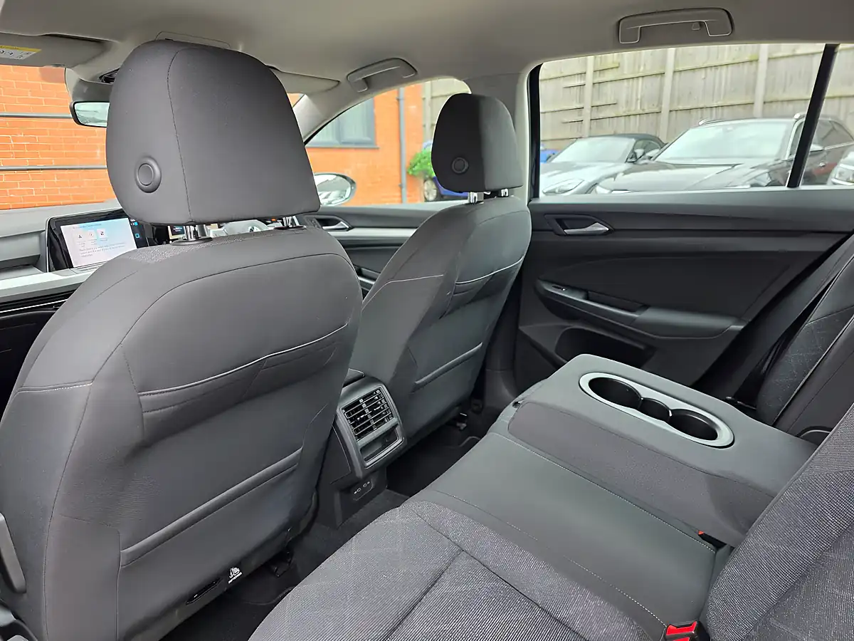 Used 2020 Volkswagen Golf Life Black - Interior and Exterior details 19