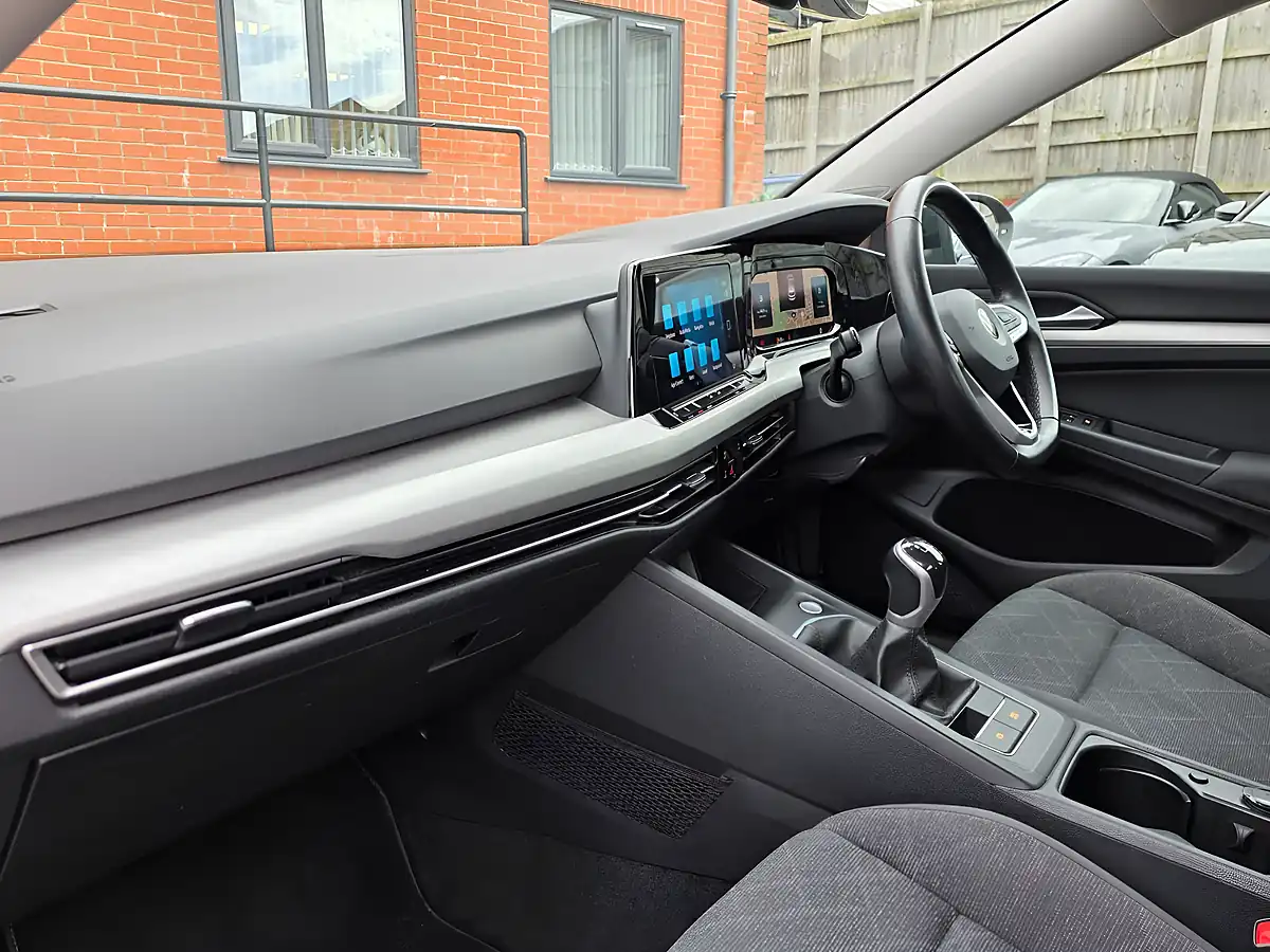 Used 2020 Volkswagen Golf Life Black - Interior and Exterior details 3