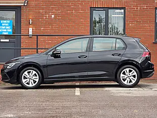 Used 2020 Volkswagen Golf Life Black - Interior and Exterior details 9
