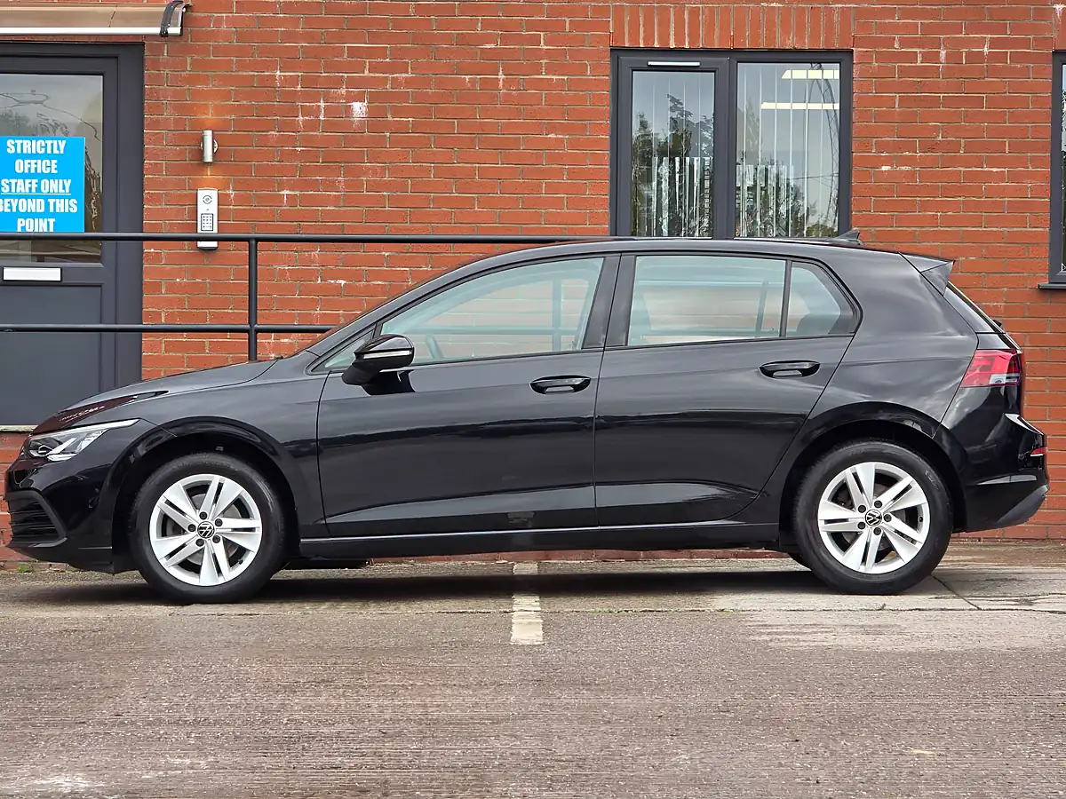 Used 2020 Volkswagen Golf Life Black - Interior and Exterior details 9