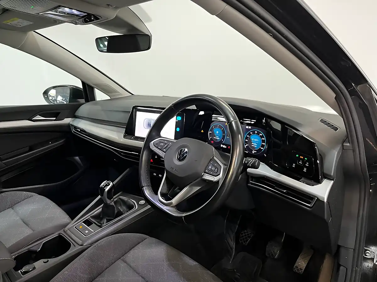 Used 2020 Volkswagen Golf Life Black - Interior and Exterior details 18