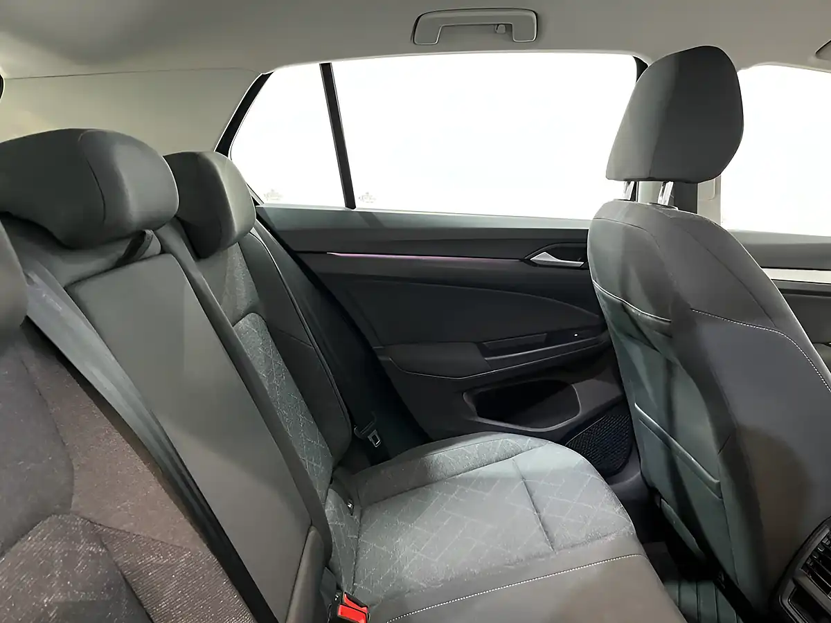 Used 2020 Volkswagen Golf Life Black - Interior and Exterior details 19