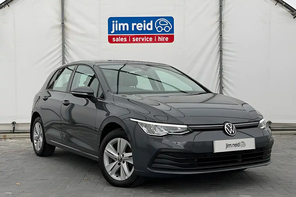 Used 2020 Volkswagen Golf Life Dolphin Grey Metallic - Front View