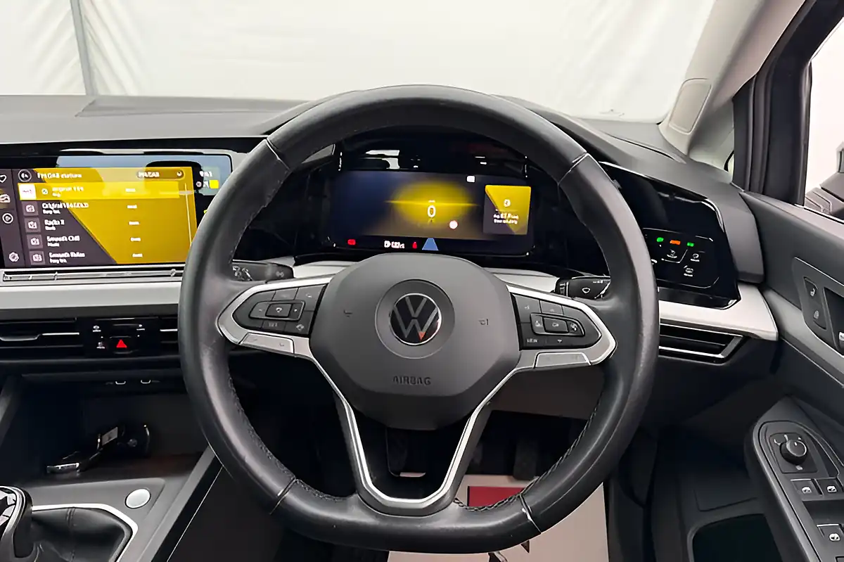 Used 2020 Volkswagen Golf Life Dolphin Grey Metallic - Interior and Exterior details 18