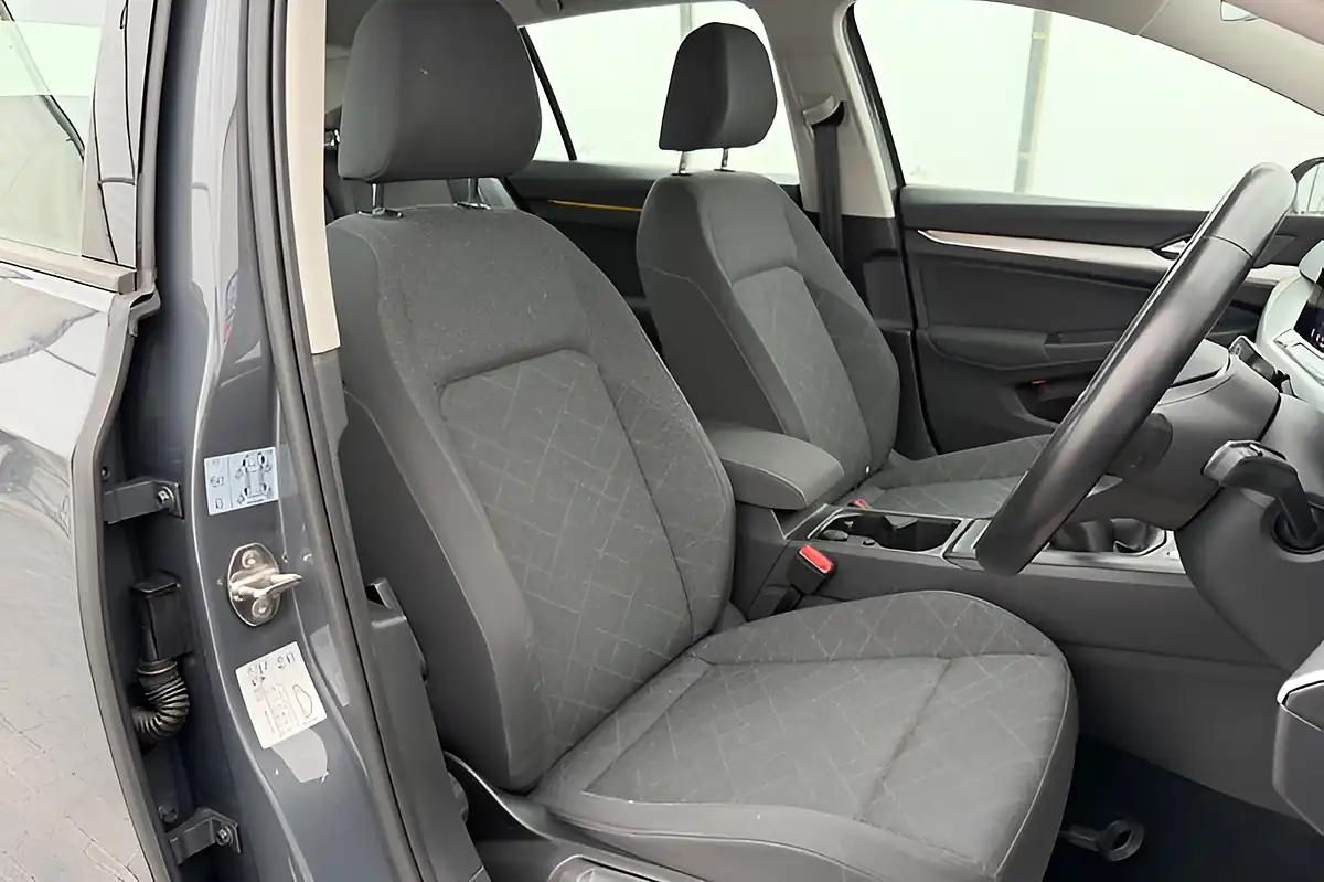 Used 2020 Volkswagen Golf Life Dolphin Grey Metallic - Interior and Exterior details 20