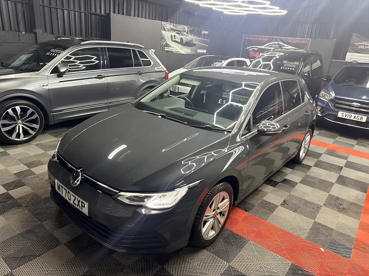 Used 2020 Volkswagen Golf Life Grey - Interior and Exterior details 11