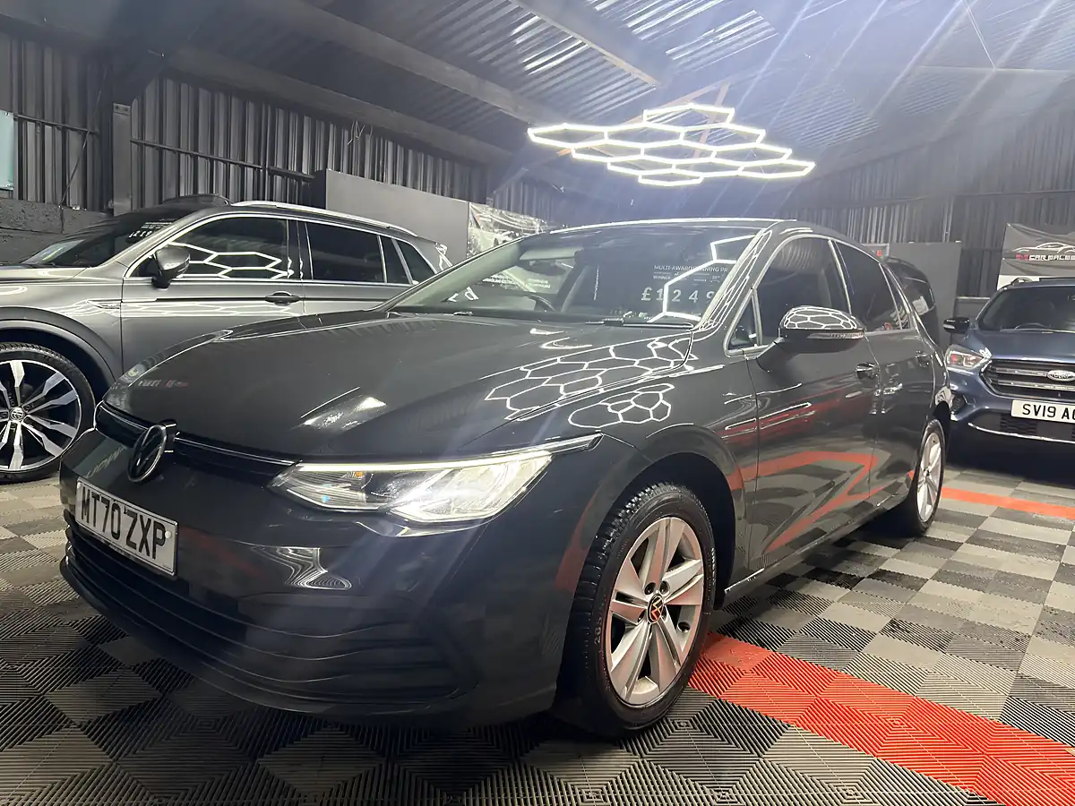 Used 2020 Volkswagen Golf Life Grey - Interior and Exterior details 8