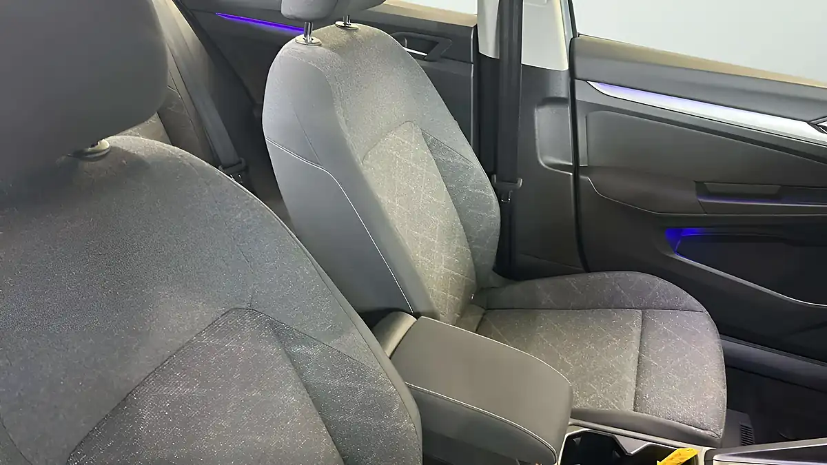 Used 2020 Volkswagen Golf Life Grey - Interior and Exterior details 19