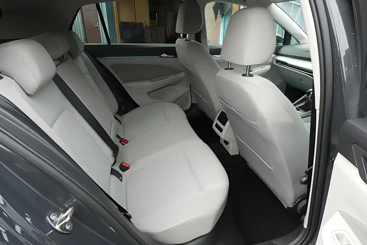 Used 2020 Volkswagen Golf Life Grey - Interior and Exterior details 14
