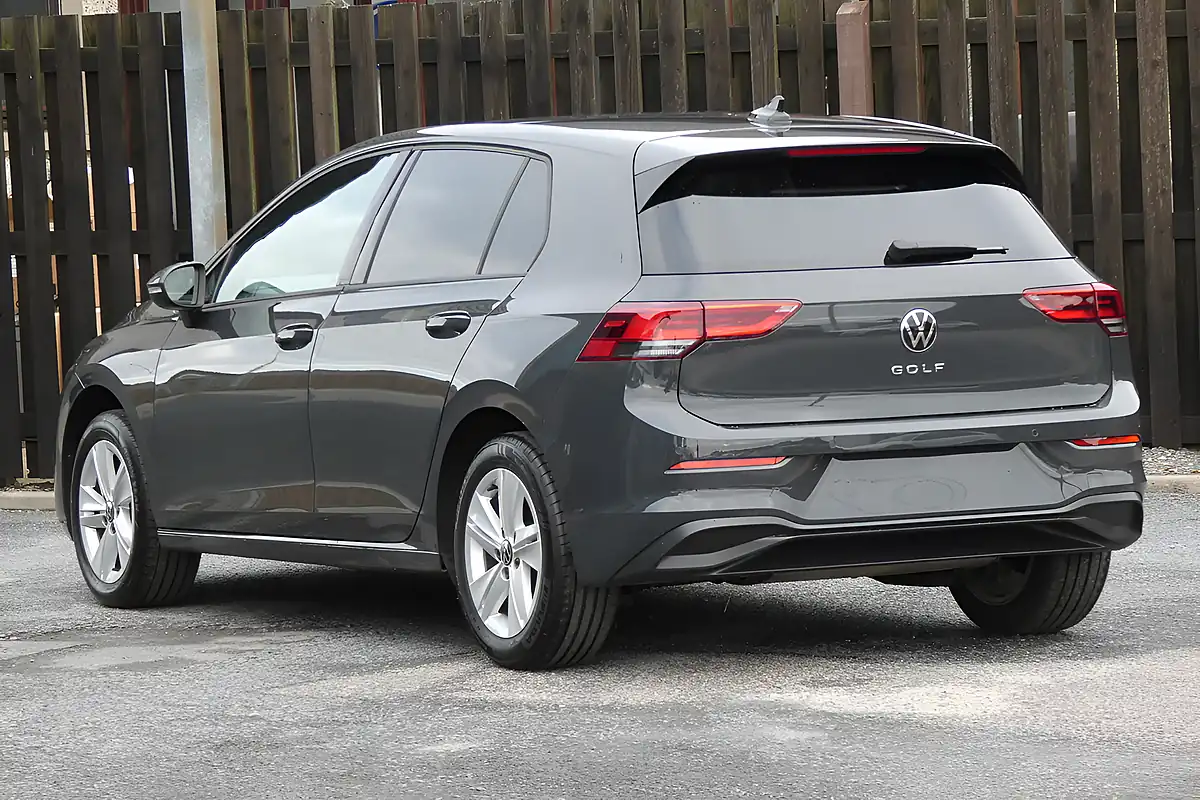 Used 2020 Volkswagen Golf Life Grey - Interior and Exterior details 4