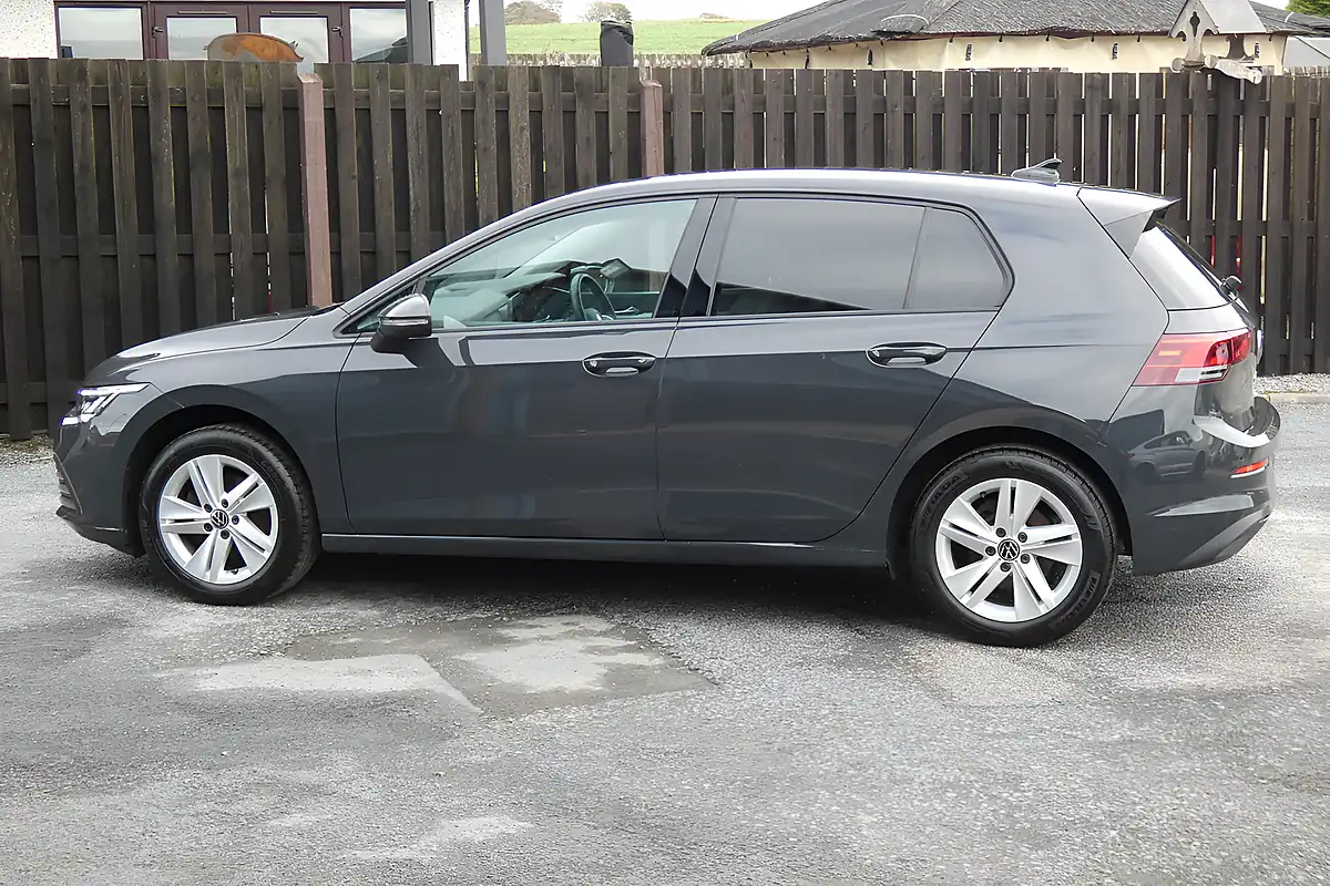 Used 2020 Volkswagen Golf Life Grey - Interior and Exterior details 5