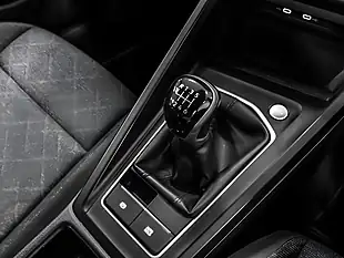 Used 2020 Volkswagen Golf Life Moonstone Grey - Interior and Exterior details 17