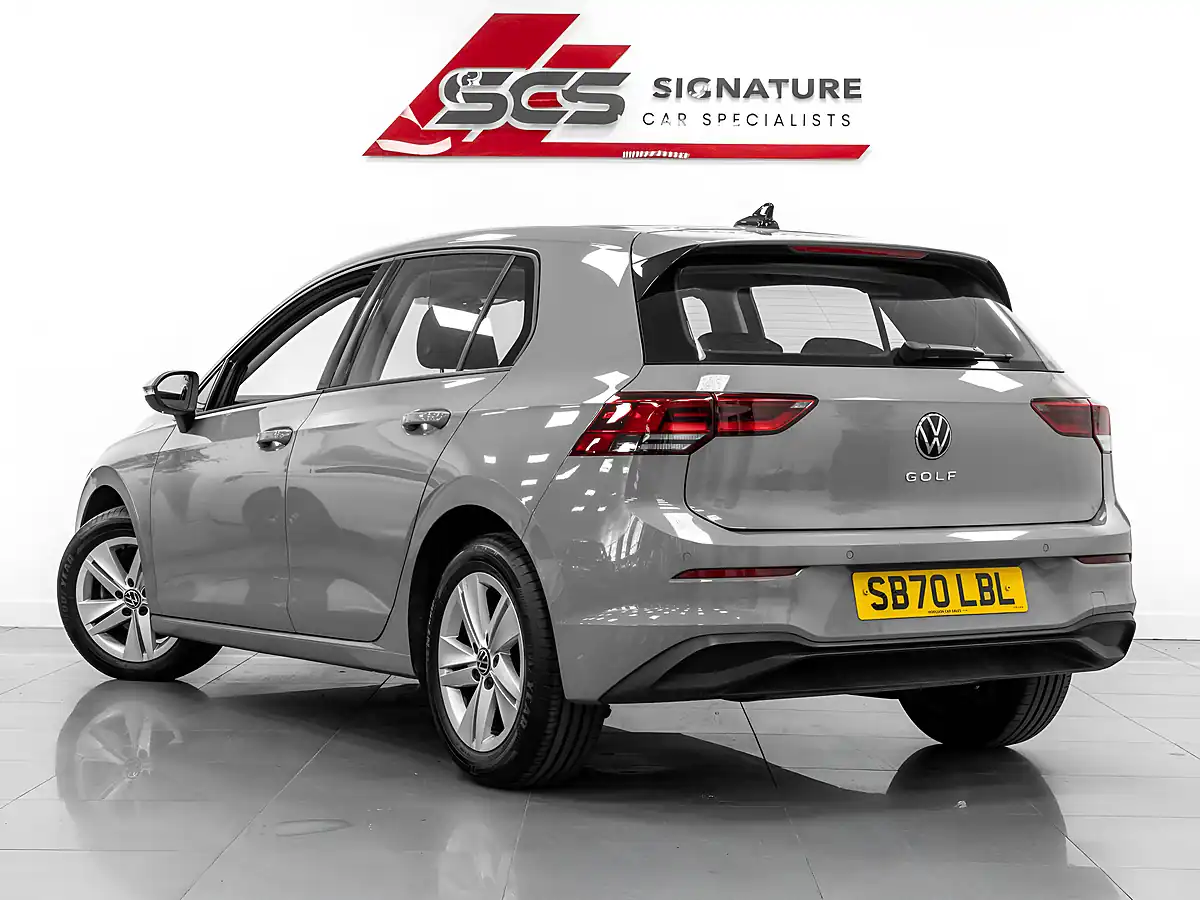 Used 2020 Volkswagen Golf Life Moonstone Grey - Interior and Exterior details 4