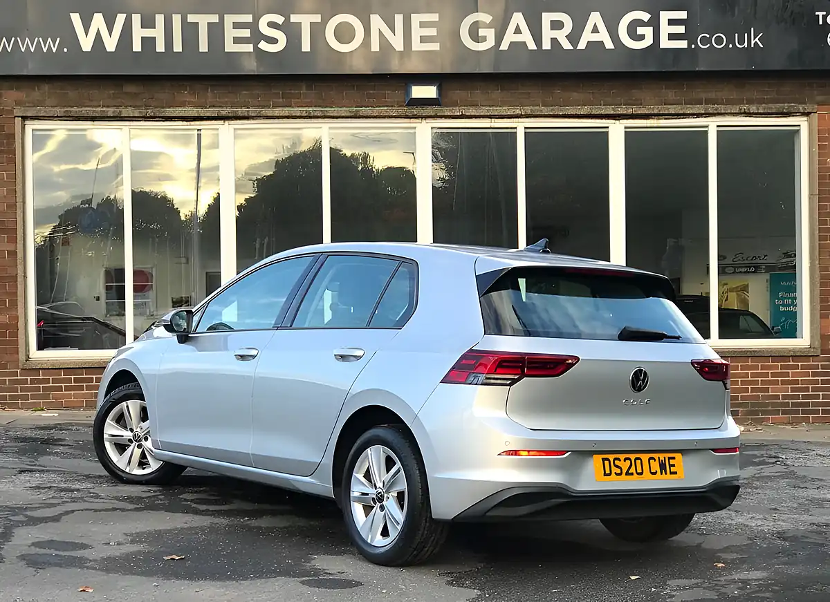 Used 2020 Volkswagen Golf Life Reflex Silver - Interior and Exterior details 7