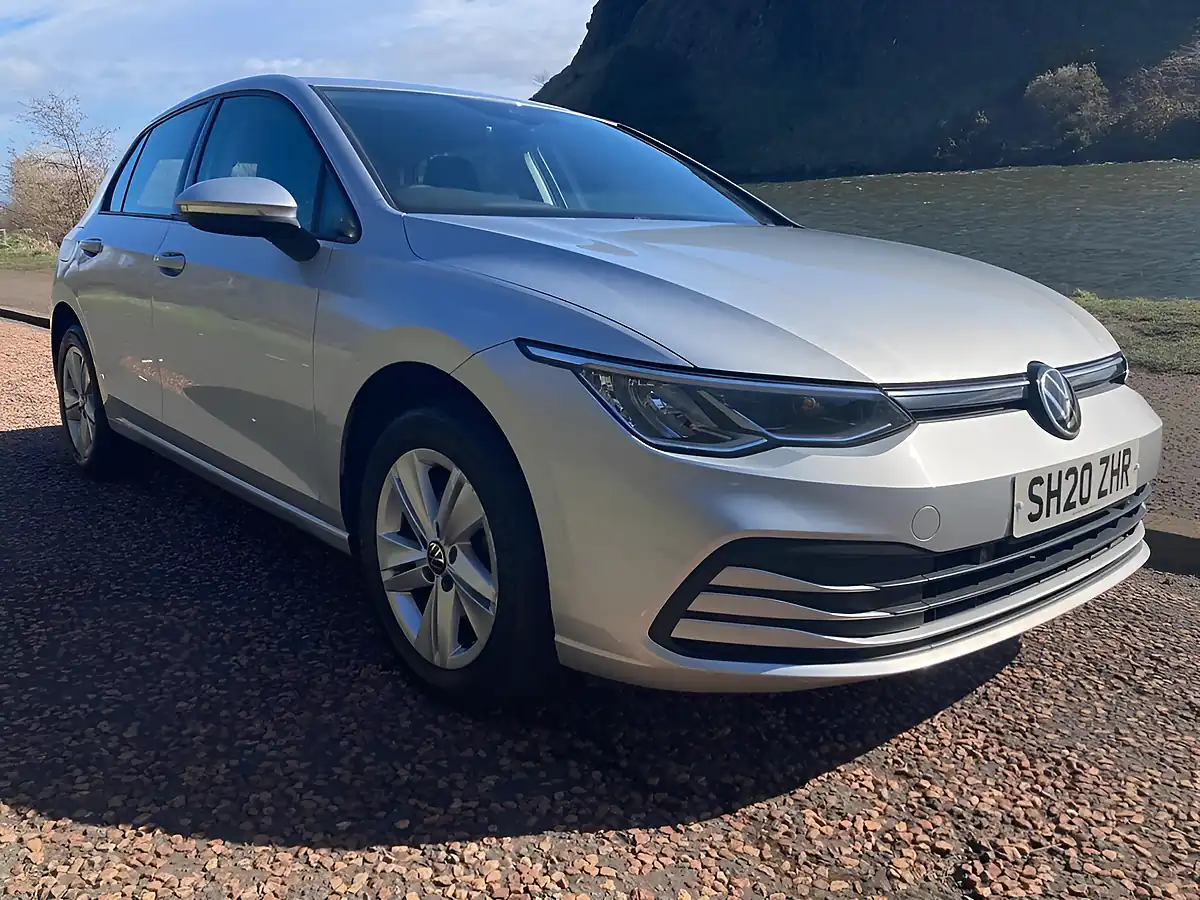 Used 2020 Volkswagen Golf Life Silver - Front View