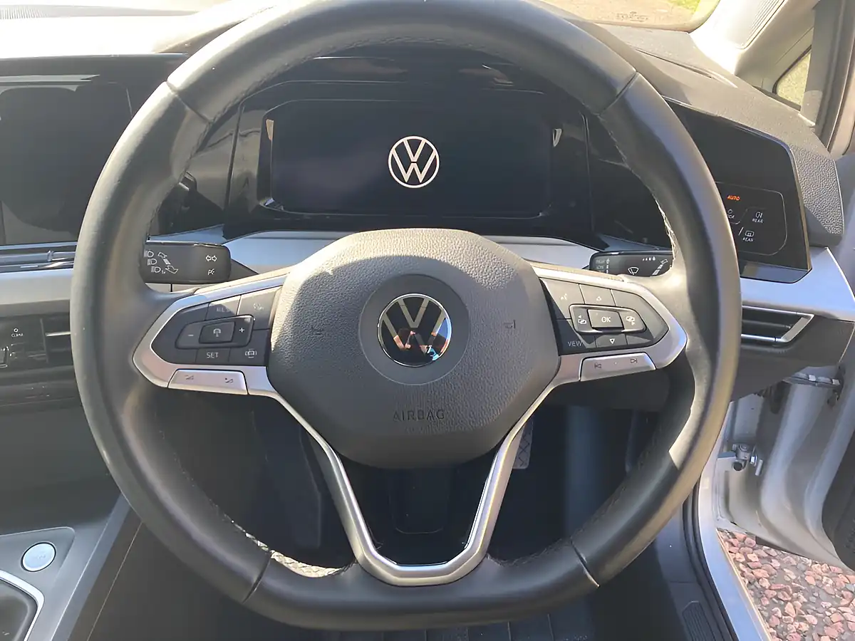 Used 2020 Volkswagen Golf Life Silver - Interior and Exterior details 17